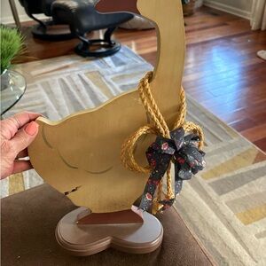 Vintage Wooden Duck Table Decor with Floral Bow